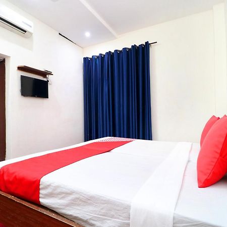 OYO 24066 Hotel Rr Villa Chandīgarh Buitenkant foto