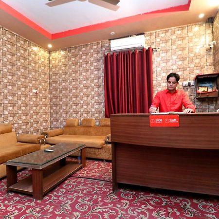 OYO 24066 Hotel Rr Villa Chandīgarh Buitenkant foto
