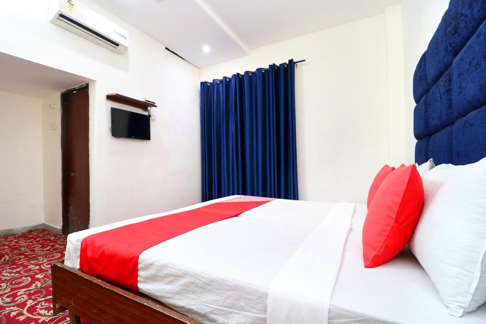 OYO 24066 Hotel Rr Villa Chandīgarh Buitenkant foto